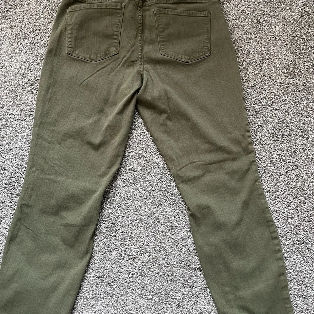 NYDJ olive color
